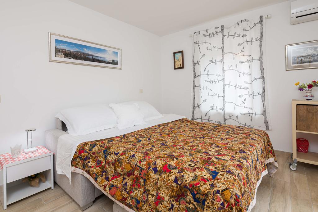 Phoenix Studio Apartment Split Extérieur photo
